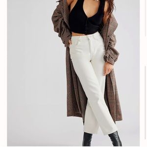 NWT We The Free The Pacifica High Rise Slim Straight Leg Jeans Cream Size 31
